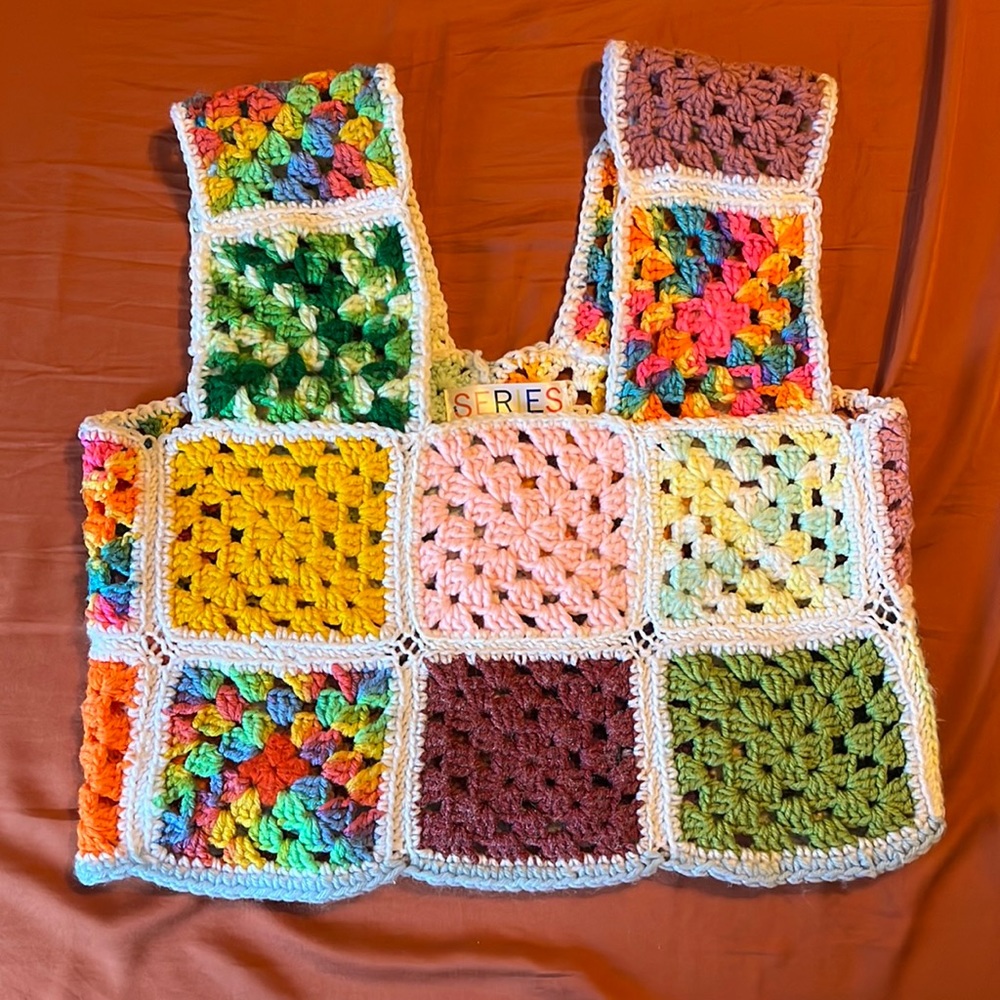 The Series NY granny tank crochet tank size small